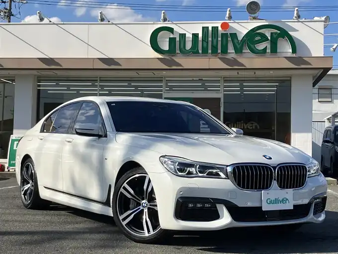 新着情報“７シリーズ740i Mスポーツ”2019年式アルピンホワイトⅢ入荷しました！