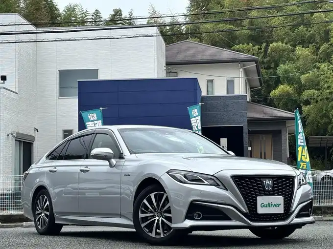 新着情報“クラウンハイブリッドS Cパッケージ”2019年式シルバーM入荷しました！