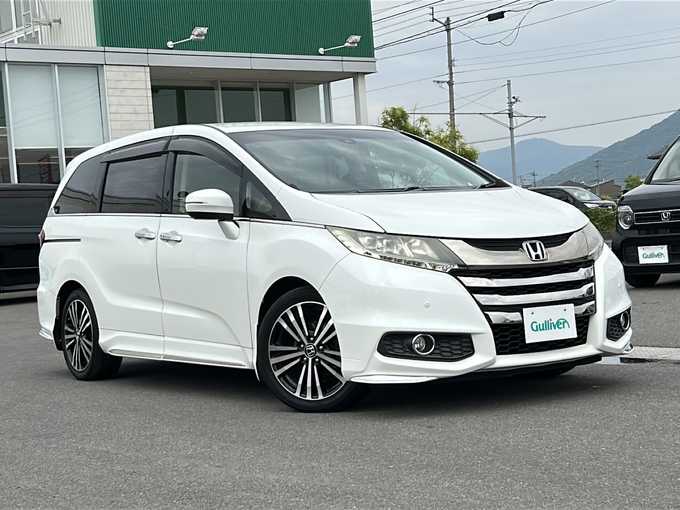 新着情報“オデッセイアブソルート・EX”2015年式ホワイトオーキッドパール入荷しました！