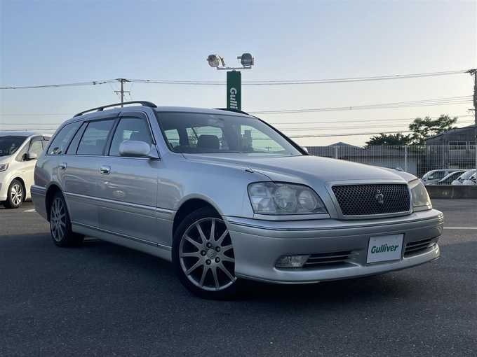 新着情報“クラウンエステートアスリート”2002年式シルバーM入荷しました！