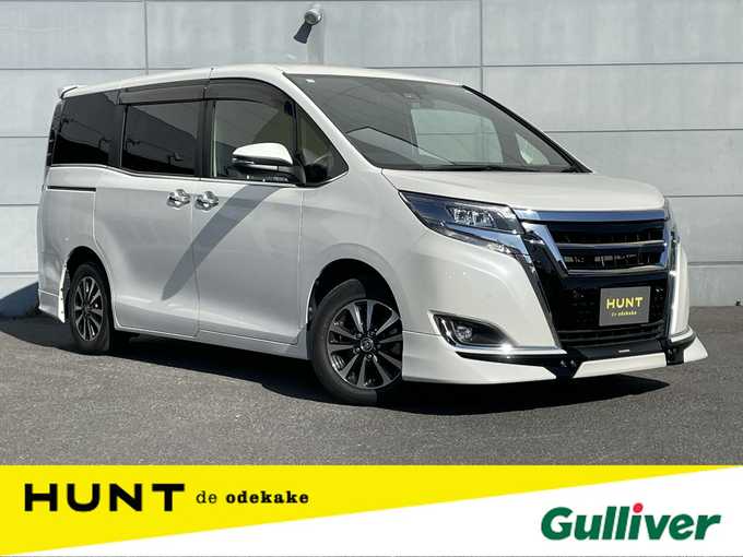 新着情報“エスクァイアGi”2020年式ホワイトパールクリスタルシャイン入荷しました！