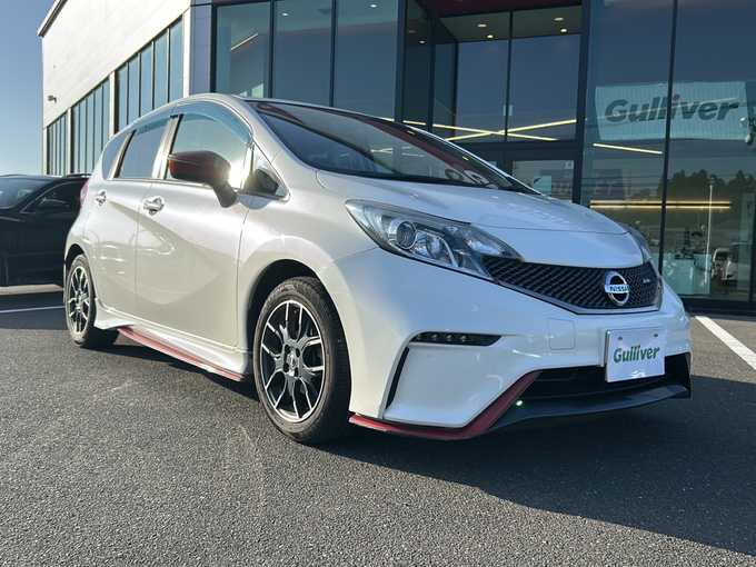 新着情報“ノートニスモ”2016年式ブリリアントホワイトパール入荷しました！