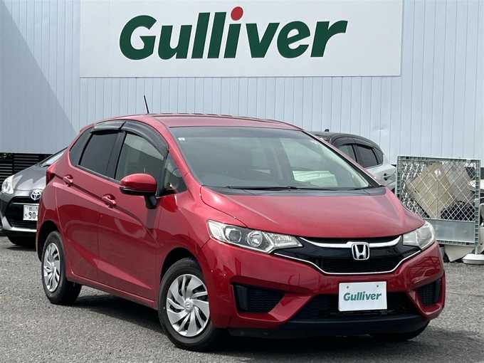 新着情報“フィット13G・特別仕様車Fパッケージ コンフォートエディション”2017年式プレミアムクリスタルレッドM入荷しました！