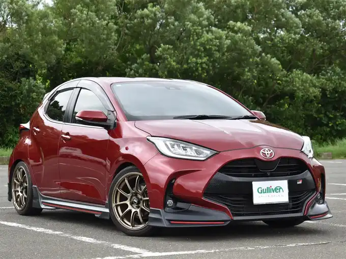 新着情報“ヤリスZ”2020年式センシュアルレッドマイカ入荷しました！