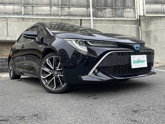 新着情報“カローラスポーツハイブリッドG Z”2018年式アティチュードブラックマイカ入荷しました！