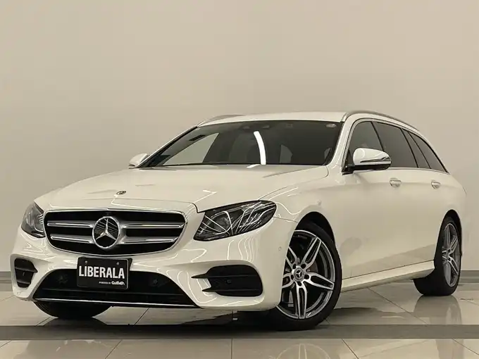 新着情報“ＥクラスステーションワゴンE220d ステーションワゴン アバンギャルド スポーツ”2017年式ダイヤモンドホワイト入荷しました！