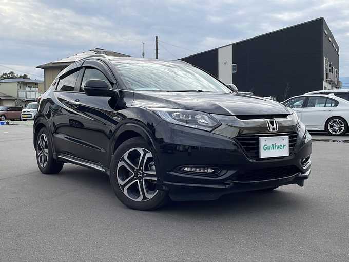 新着情報“ヴェゼルハイブリッドZ・ホンダセンシング”2017年式クリスタルブラックパール入荷しました！