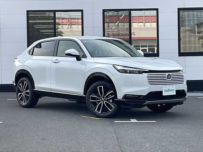 新着情報“ヴェゼルe:HEV Z”2025年式プラチナホワイトパール入荷しました！