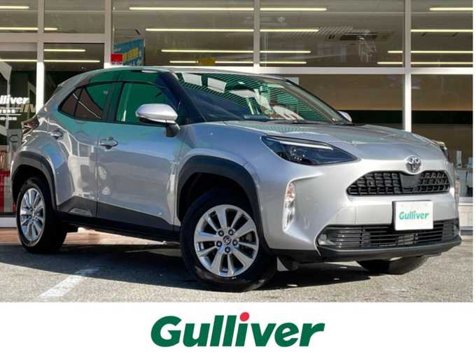 新着情報“ヤリスクロスG”2022年式シルバーメタリック入荷しました！