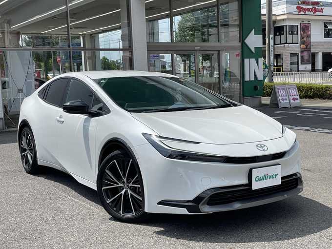 新着情報“プリウスZ”2024年式プラチナホワイトパールマイカ入荷しました！