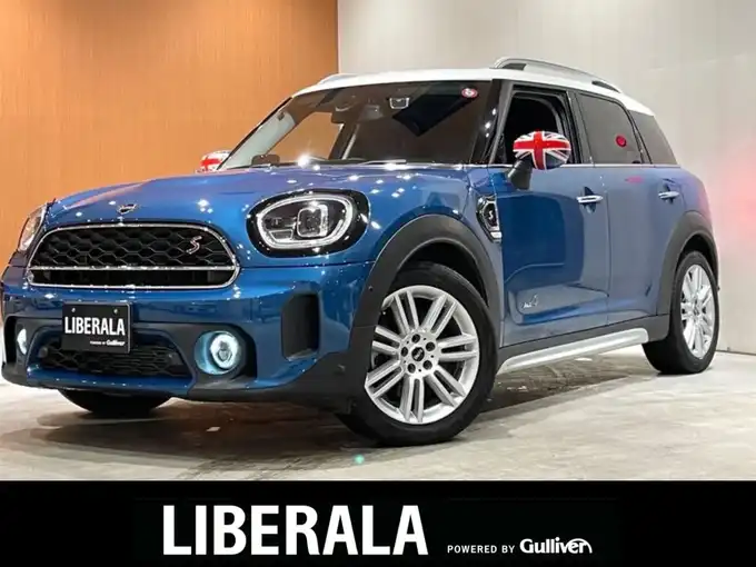 新着情報“ＭＩＮＩクーパーD クロスオーバー オール4 エッセンシャル・トリム”2020年式アイランドブルー入荷しました！