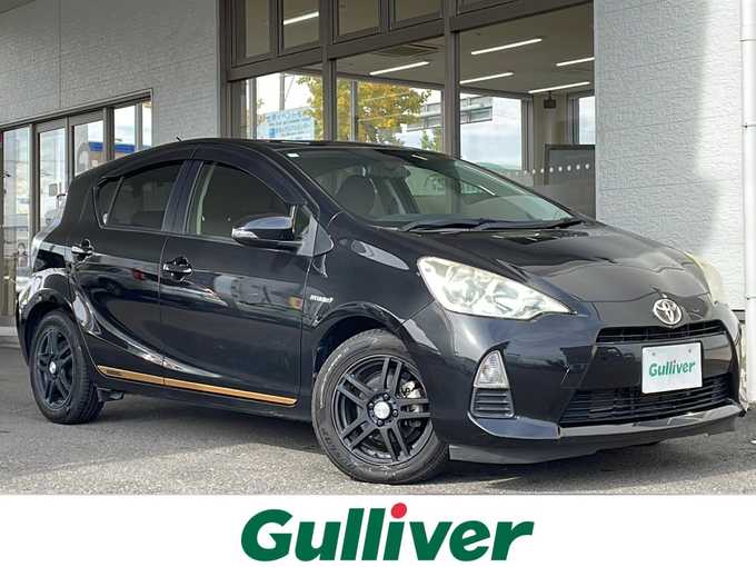 新着情報“アクアS”2013年式ブラックマイカ入荷しました！