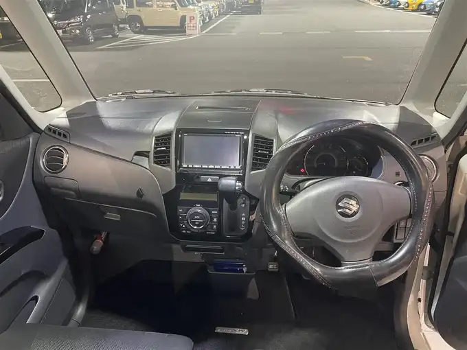 車両画像02