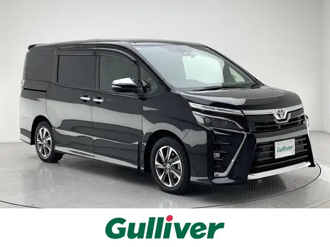 新着情報“ヴォクシーZS 煌Ⅲ”2021年式ブラック入荷しました！
