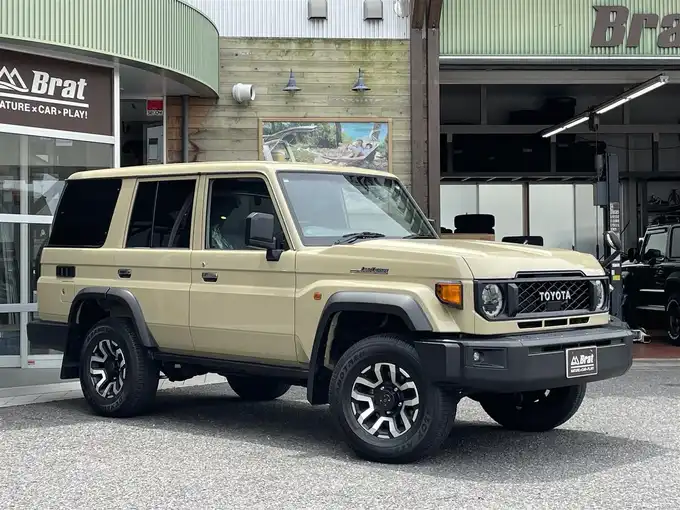 新着情報“ランドクルーザー７０AX”2024年式ベージュ入荷しました！