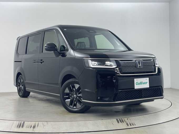 新着情報“ステップワゴンe:HEVスパーダ”2025年式クリスタルブラックパール入荷しました！