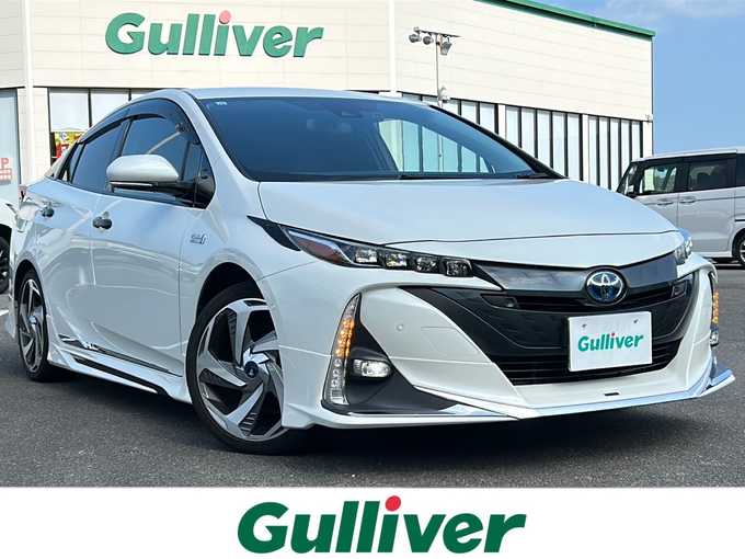 新着情報“プリウスＰＨＶAプレミアム”2019年式ホワイトパールクリスタルシャイン入荷しました！