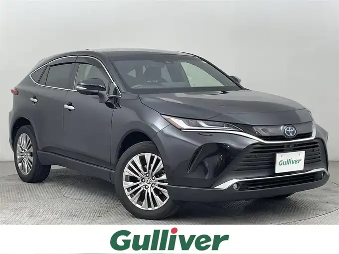 新着情報“ハリアーハイブリッドZ”2021年式プレシャスブラックパール入荷しました！