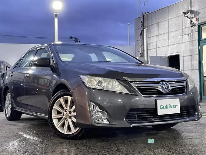 新着情報“カムリハイブリッド レザーパッケージ”2012年式グレーメタリック入荷しました！