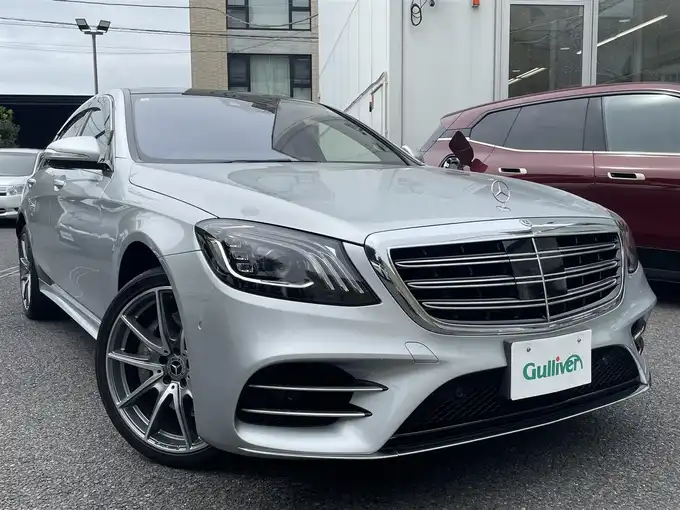 新着情報“Ｓ４５０エクスクルーシブAMGラインプラ”2018年式イリジウムシルバー入荷しました！