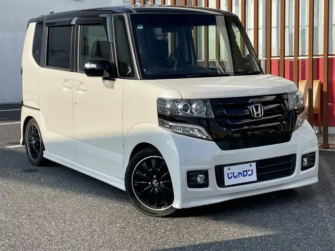 新着情報“Ｎ－ＢＯＸカスタム2トーンカラースタイル G・ターボLパッケージ”2015年式プレミアムホワイトパールⅡ入荷しました！
