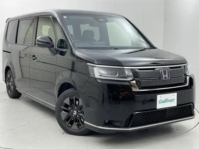 新着情報“ステップワゴンe:HEVスパーダ”2025年式クリスタルブラックパール入荷しました！