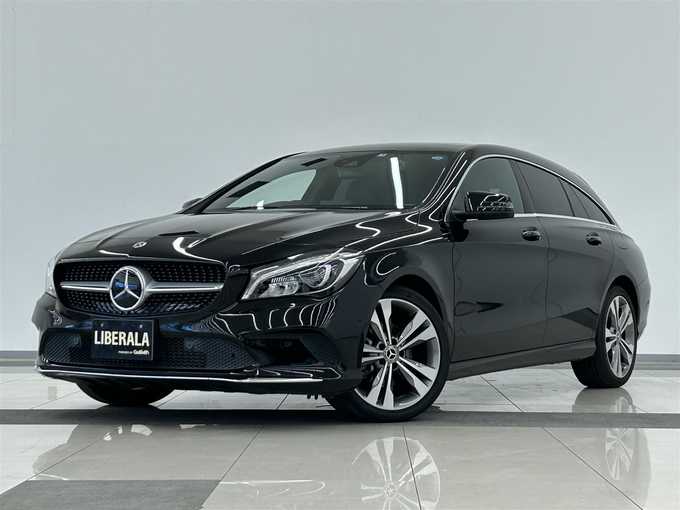 新着情報“ＣＬＡクラス シューティングブレークCLA220 4マチック シューティングブレーク”2017年式コスモスブラック入荷しました！