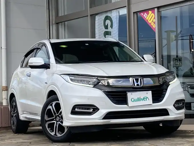 新着情報“ヴェゼル ハイブリッドZ ホンダセンシング”2018年式プラチナホワイトパール入荷しました！