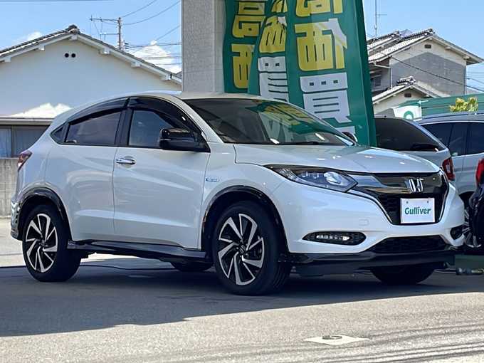 新着情報“ヴェゼルハイブリッドRS・ホンダセンシング”2017年式ホワイトオーキッドパール入荷しました！