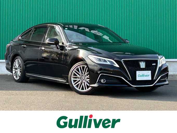 新着情報“クラウンハイブリッドRS”2021年式ブラック入荷しました！