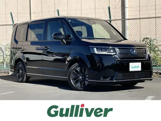 新着情報“ステップワゴンe:HEVスパーダ”2025年式クリスタルブラックパール入荷しました！