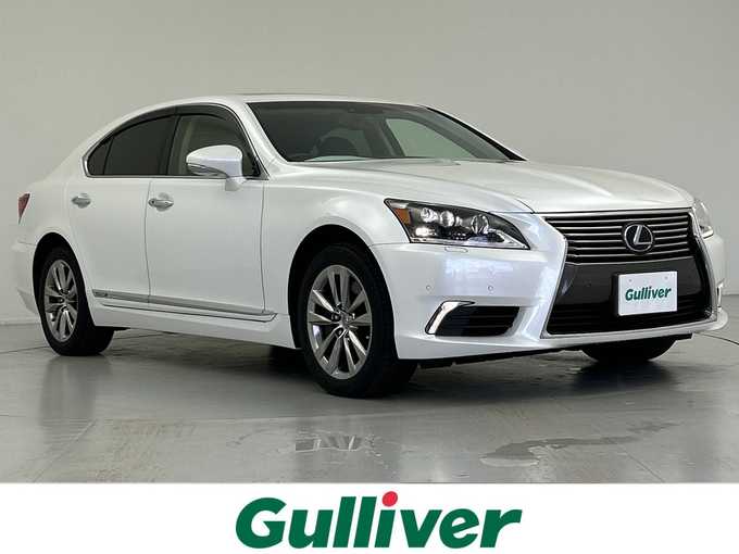 新着情報“ＬＳLS600h バージョンC Iパッケージ”2015年式ソニッククォーツ入荷しました！