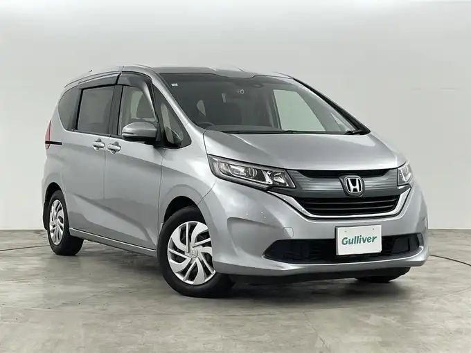 新着情報“フリードG・ホンダセンシング”2017年式ルナシルバーM入荷しました！