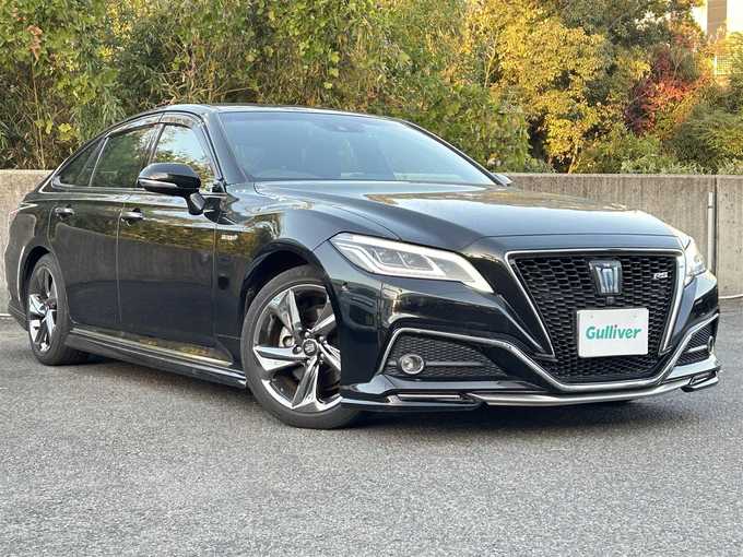 新着情報“クラウンハイブリッドRSアドバンス”2019年式プレシャスブラックパール入荷しました！