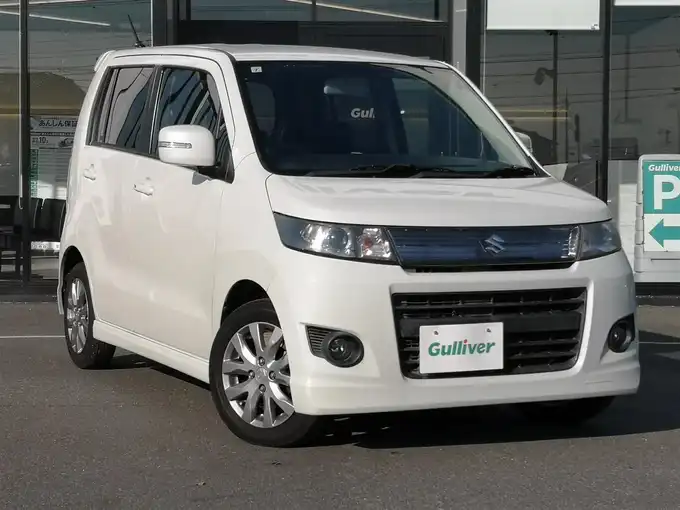 新着情報“ワゴンＲスティングレーリミテッド”2011年式パールホワイト入荷しました！