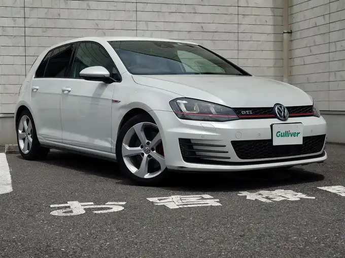 新着情報“ゴルフ ＧＴＩ”2015年式オリックスホワイトパールエフェクト入荷しました！