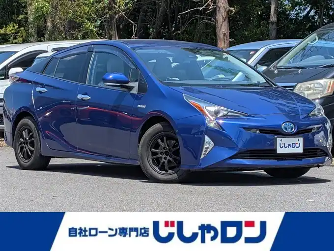 新着情報“プリウスA”2016年式ダークブルーマイカM入荷しました！