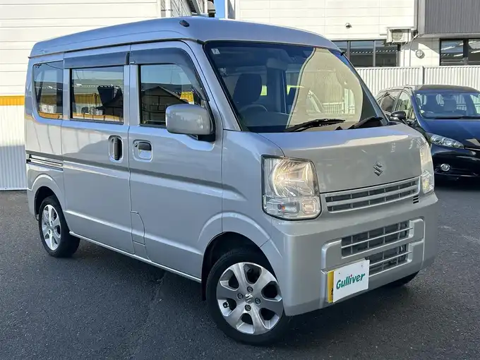 新着情報“エブリイジョイン（レーダーブレーキサポート装着車）”2015年式シルキーシルバーメタリック入荷しました！