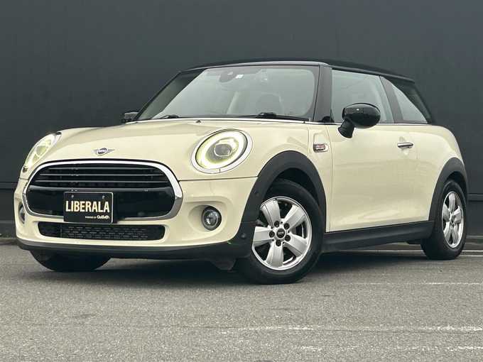 新着情報“ＭＩＮＩクーパーD”2020年式ペッパー・ホワイト入荷しました！