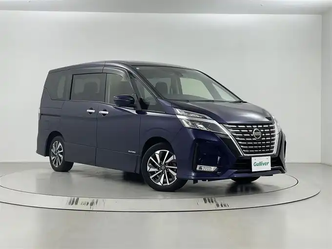 新着情報“セレナハイウェイスター”2020年式アズライトブルー入荷しました！