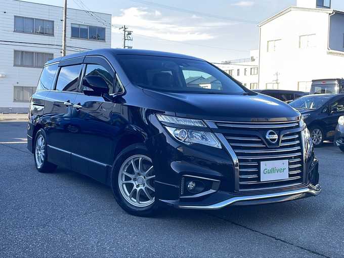 新着情報“エルグランド250ハイウェイスタープレミアムアーバンクロム”2019年式ファントムブラック入荷しました！