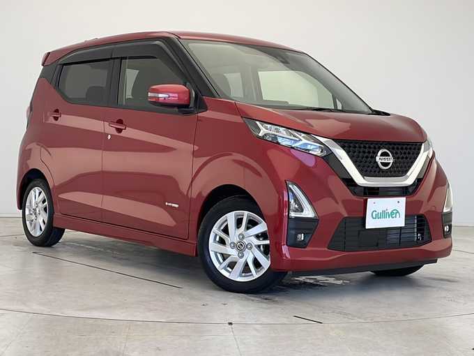 新着情報“デイズハイウェイスター X”2021年式スパークリングレッドM入荷しました！