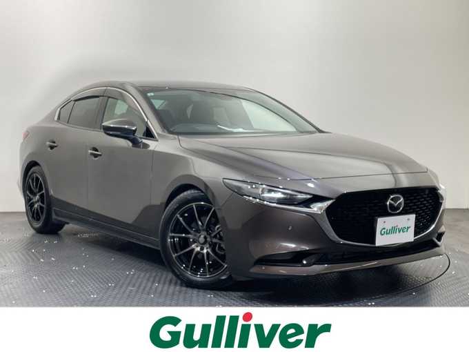 新着情報“ＭＡＺＤＡ３セダン20Sプロアクティブ ツーリングセレクション”2019年式チタニウムフラッシュマイカ入荷しました！