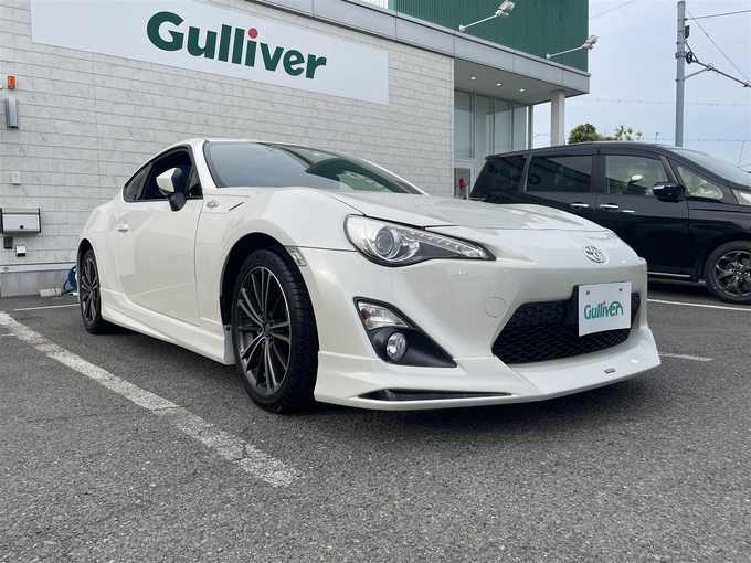 新着情報“８６GT”2014年式サテンホワイトパール入荷しました！