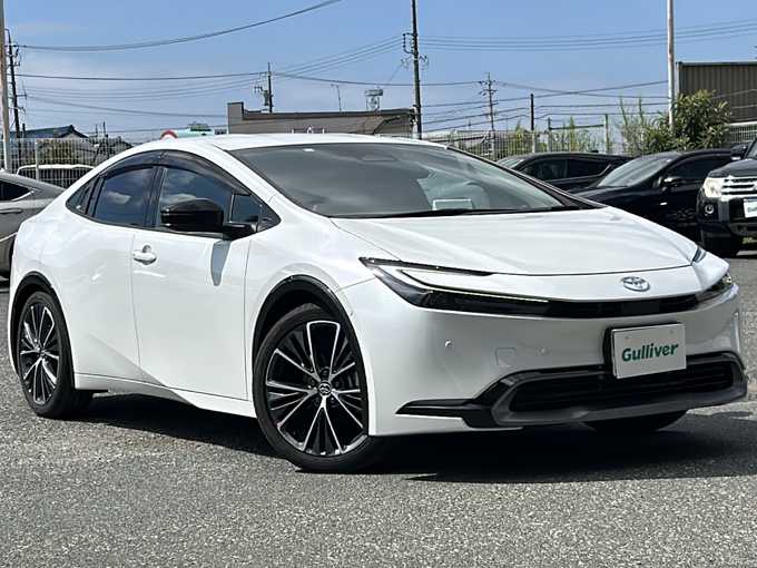 新着情報“プリウスZ”2023年式プラチナホワイトパールマイカ入荷しました！