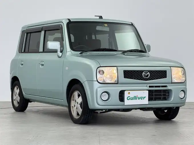 新着情報“スピアーノターボ”2004年式緑入荷しました！