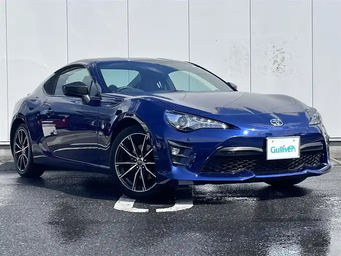 新着情報“８６GTリミテッド”2017年式アズライトブルー入荷しました！