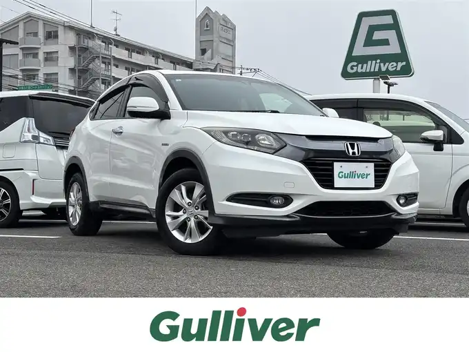 新着情報“ヴェゼルハイブリッドX”2015年式ホワイトオーキッドパール入荷しました！