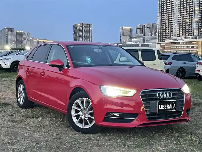 新着情報“Ａ３スポーツバック1．4TFSI”2015年式ブリリアントレッド入荷しました！
