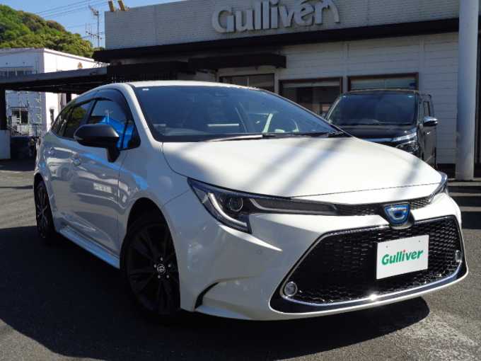新着情報“カローラツーリングハイブリッド ダブルバイビー”2021年式ホワイトパールクリスタルシャイン入荷しました！